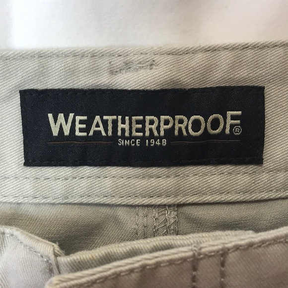 WEATHERPROOF.  38.  Men’s cargo shorts. - Picture 8 of 8